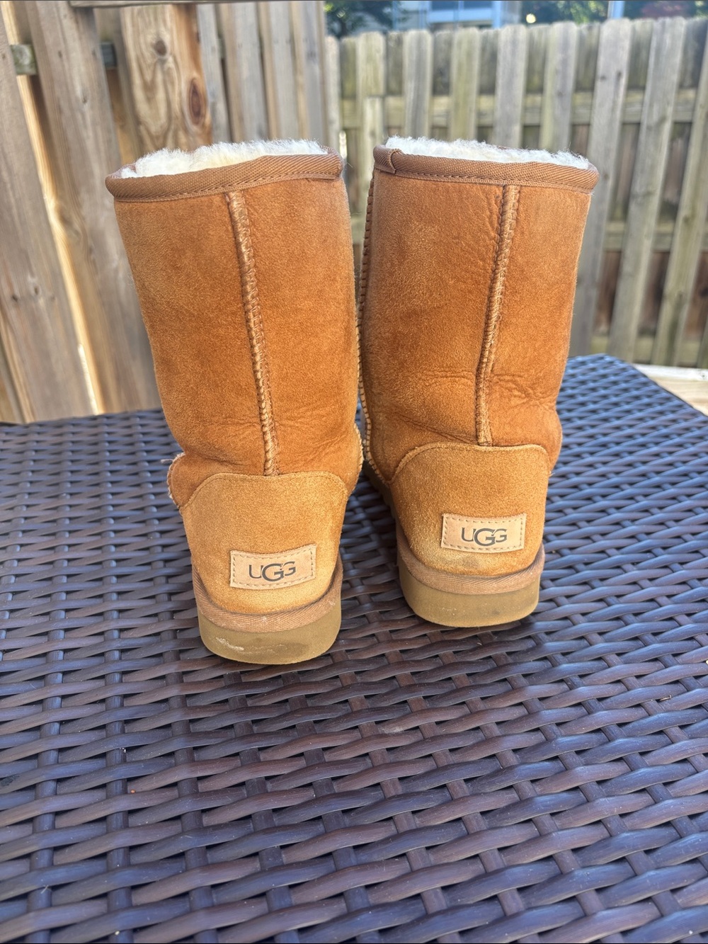 UGG Classic Boots - Chestnut Suede